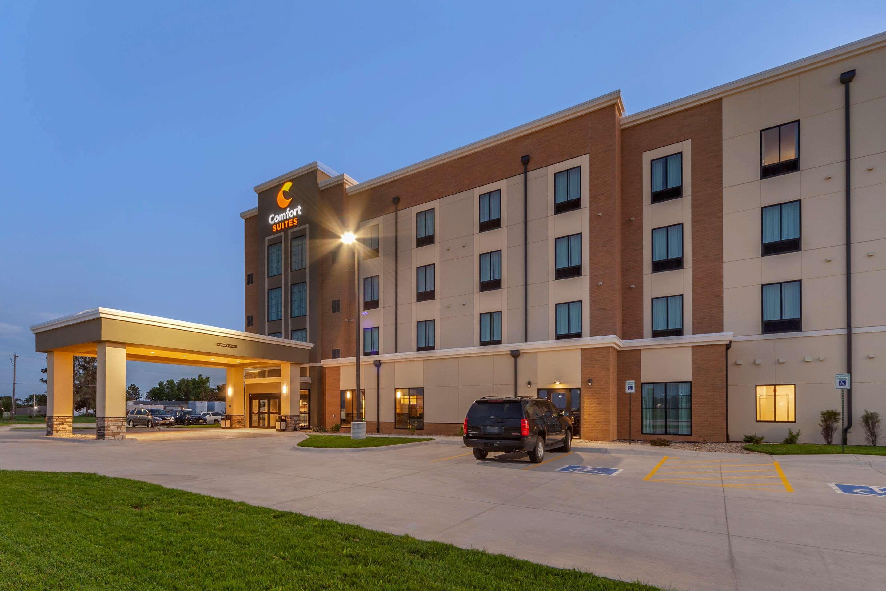 Comfort Suites Grand Island Exterior photo